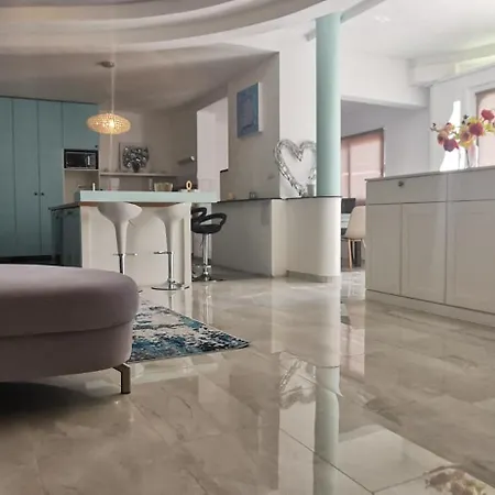 Tres Jolie Apartman